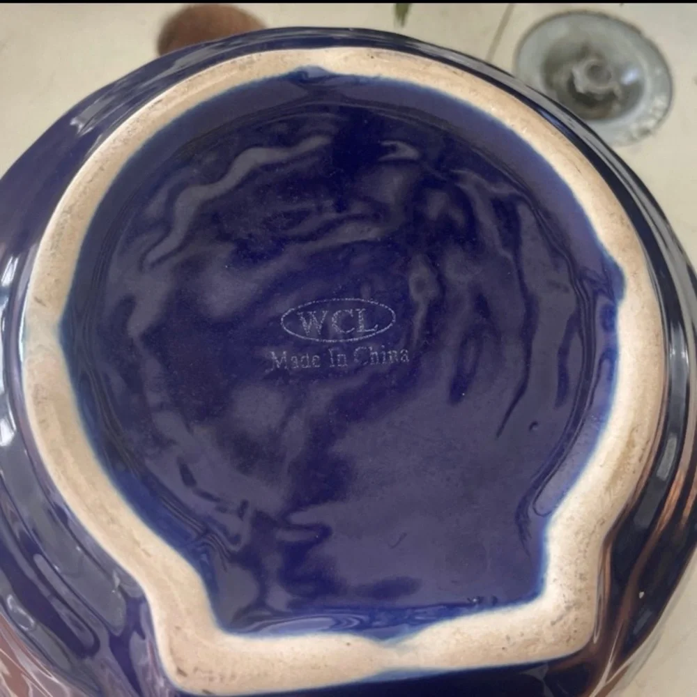 Deep Cobalt Blue Ceramic Serving Bowl WCL  Great condition no chips  9 1/2 in